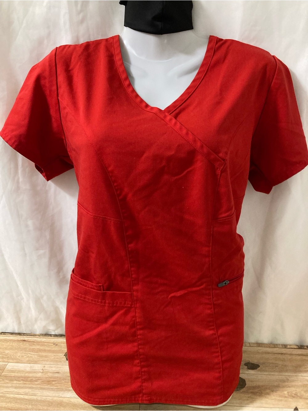 Grey’s Anatomy by Barco Red Stretch Scrub Top Size S